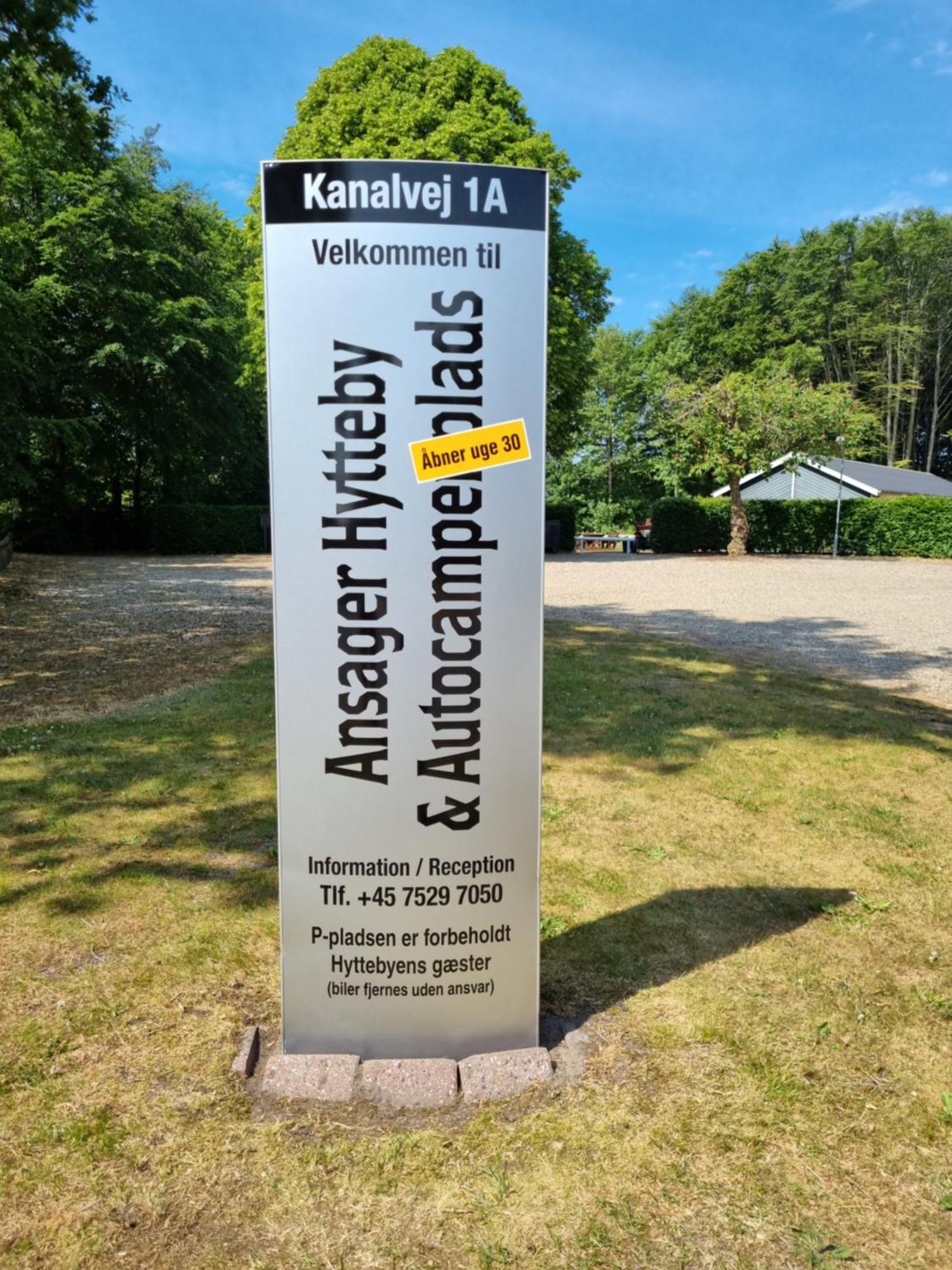 Ansager Hotel Og Hytteby Экстерьер фото